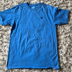 Men’s Champion t-shirt.